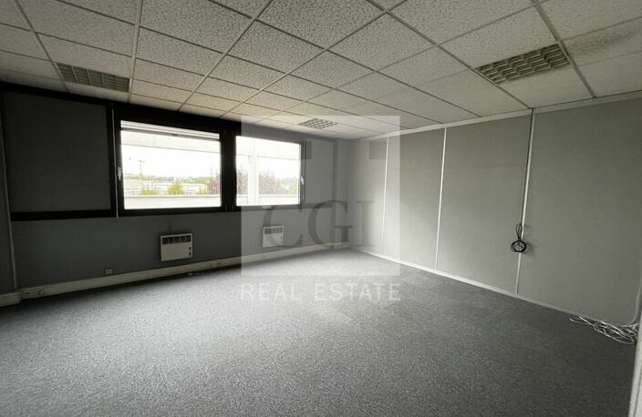 BUREAUX - LOCAL MIXTE à LOUER — photo 5
