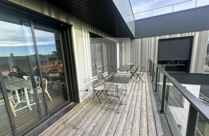 BUREAUX à LOUER — photo 2
