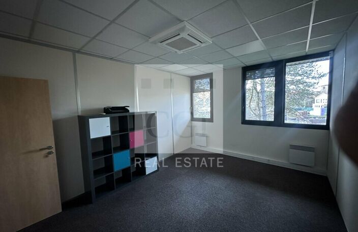 BUREAUX à LOUER — photo 5