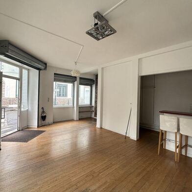 Commerce  189000 €