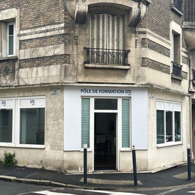 Commerce  189000 €