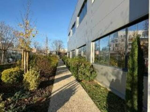 BUREAUX - MIXTES à LOUER — photo du bien