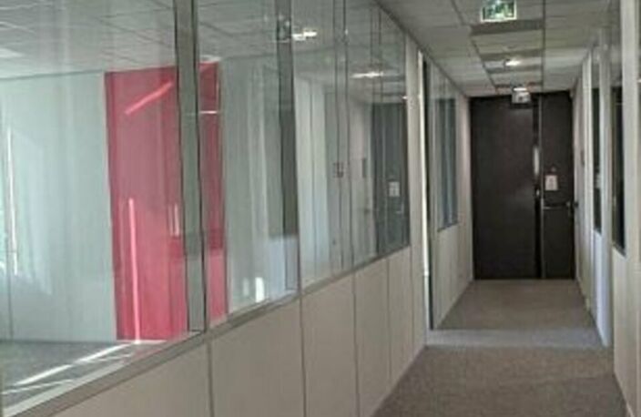 BUREAUX - MIXTES à LOUER — photo 4
