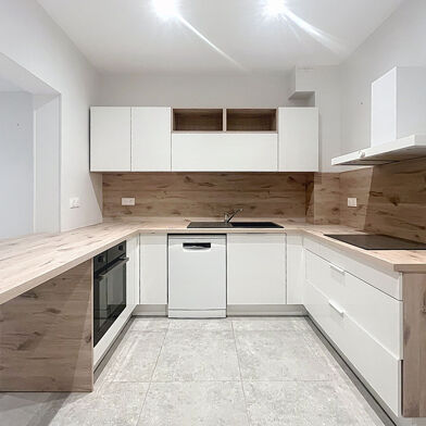 Maison 4 pièces 1369 €