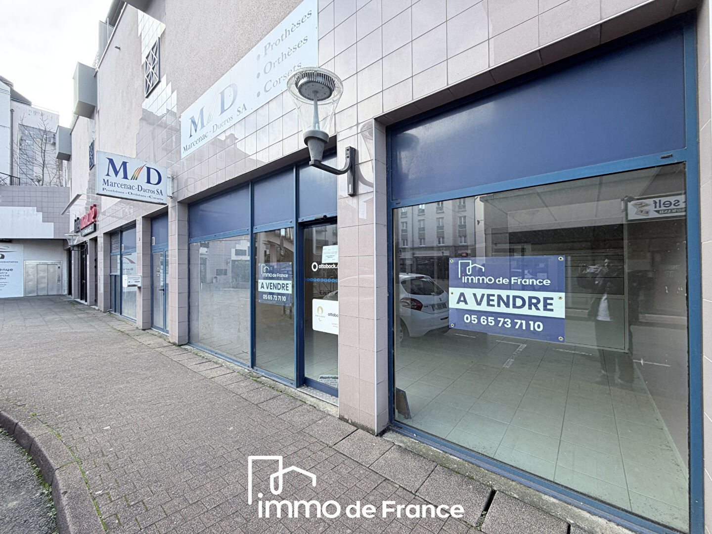 Local commercial  T13 à vendre Rodez 12000