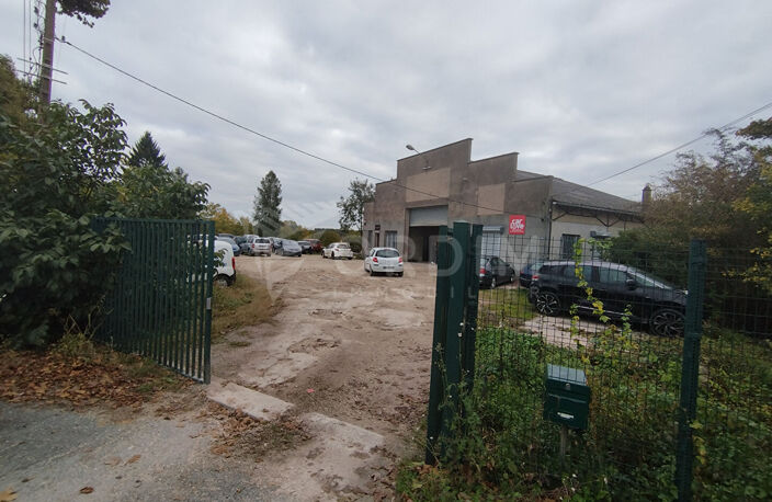 APPOIGNY - LOCAL DE 275M² AVEC TERRAIN DE 2500M² — photo 2