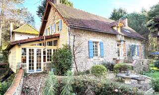 Maison 9 Pièces 297 m² à vendre à Saint-Gourson (16700)