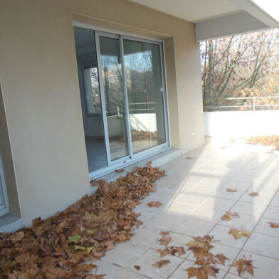 Appartement 3 pièces 711 €