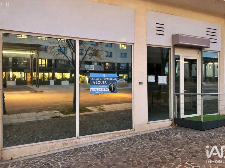 Location Boutique/Local commercial 80 m&sup2; — photo 1