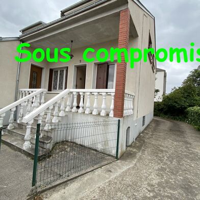 Maison 8 pièces 140000 €