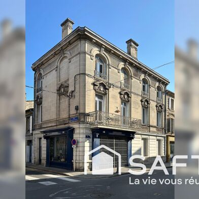 Immeuble  587000 €