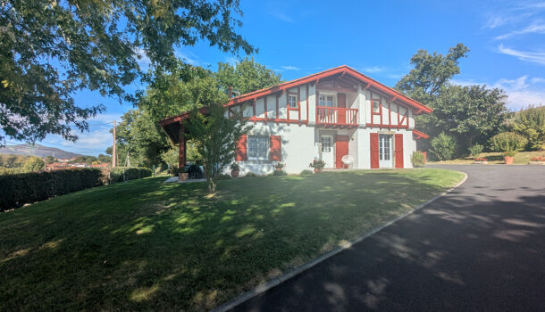 Villa / Maison 6 pièces  à louer Irissarry 64780