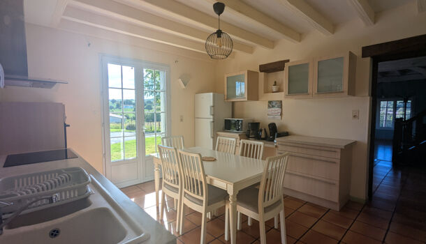 Villa / Maison 6 pièces  à louer Irissarry 64780