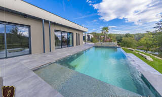 Maison 7 Pièces 200 m² à vendre à Val d'Oingt (69620)