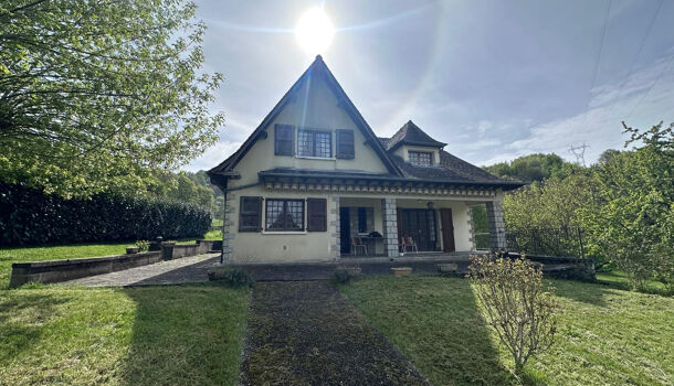 Villa / Maison 5 pièces  à vendre Campouriez 12140