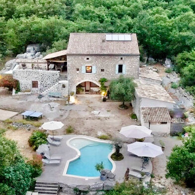 Maison 17 pièces 995000 €