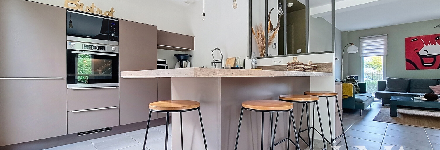 Maison 4 Pièces 96 m² à vendre à Cailloux-sur-Fontaines (69270)