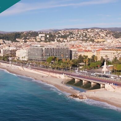 Commerce  860000 €