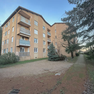 Appartement 4 pièces 165000 €