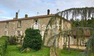 Immeuble  170 m² à vendre à Saint-Just-Luzac (17320)