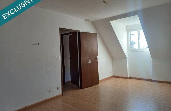 Situé en plein centre de Lanuéjouls , cet immeuble offre un emplacement idéal dans une commune dynamique à 20mn de Villefranche de Rouergue, 35mn de Figeac et Rodez. — photo 4