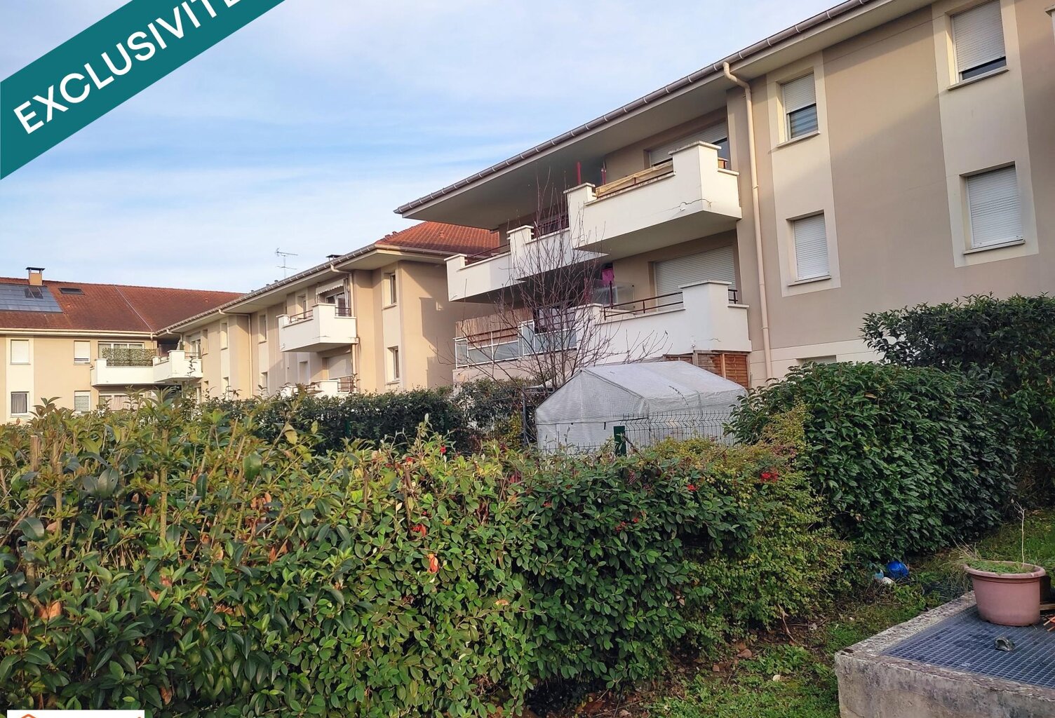 Appartement F 2 44m2  avec terrasse et jardinet — photo 1