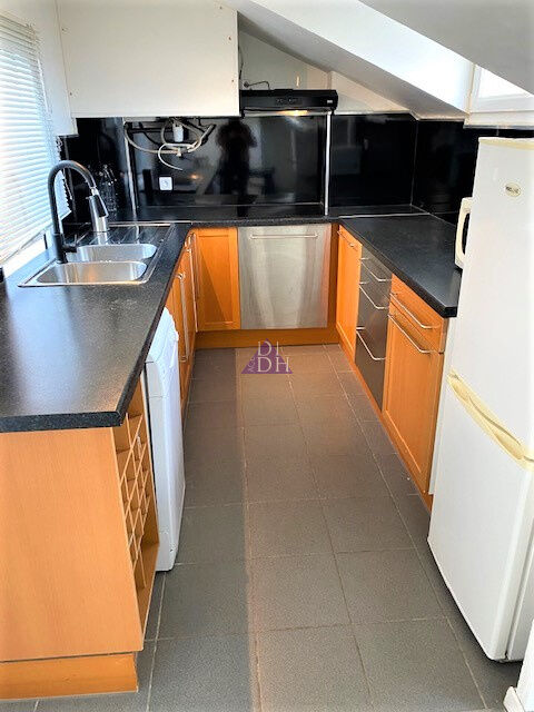 Appartement 2 pièces  à louer Hyères 83400