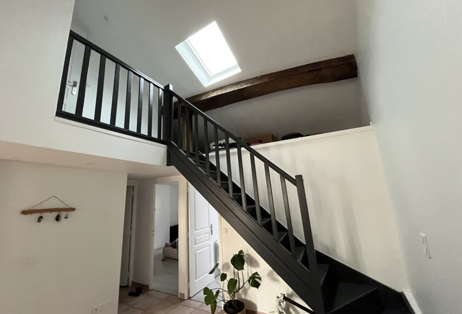 Vente immeuble   Saint-Jean-d'Angély (17400) — photo 1