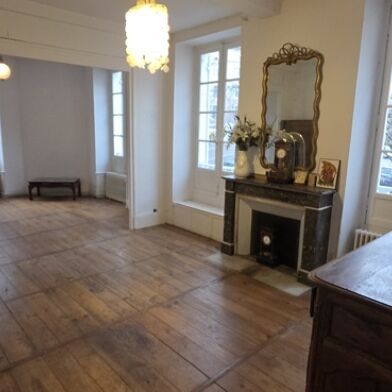 Immeuble  265500 €