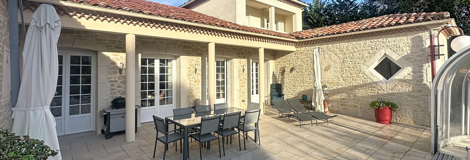 Maison 6 Pièces 218 m² à vendre à Cazaubon (32150)