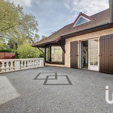 Maison 8 pièces 520000 €