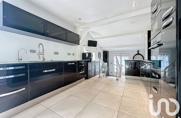 Vente Maison traditionnelle 8 pièces — photo 4