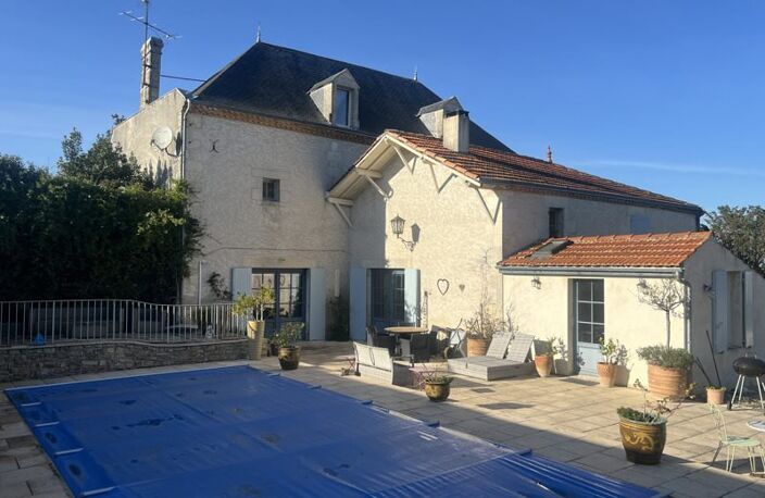 Maison en pierre de 11 pièces principales — photo 2