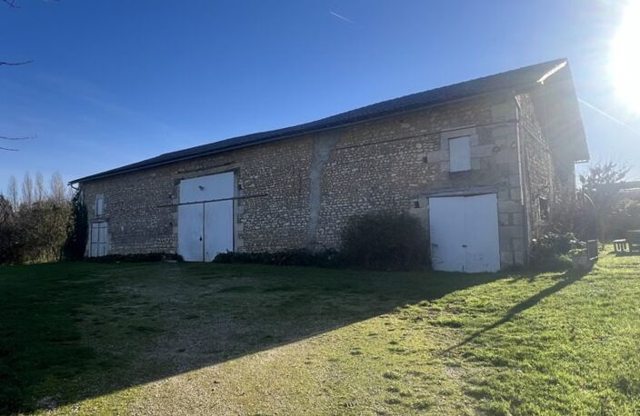 Maison en pierre de 11 pièces principales — photo 4