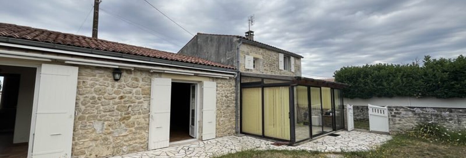 Maison 4 Pièces 88 m² à vendre à La Gripperie-Saint-Symphorien (17620)