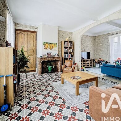 Maison 7 pièces 275000 €