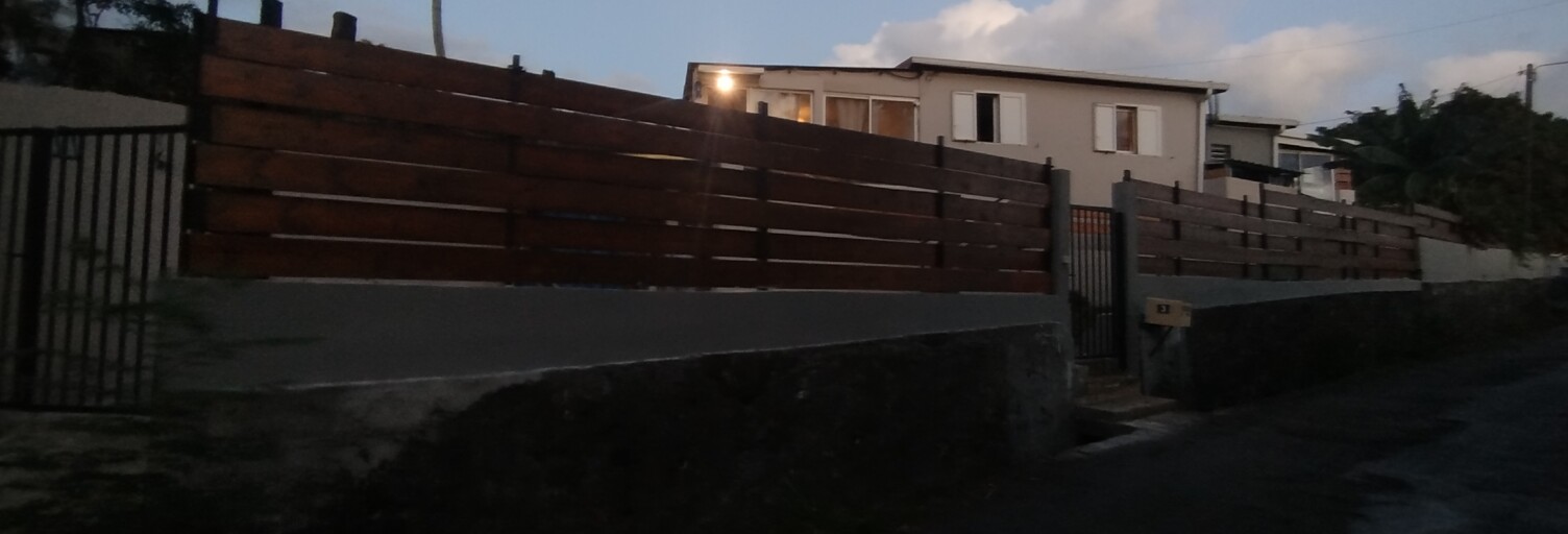 Maison 6 Pièces 127 m² à vendre à Saint-Pierre (97432)