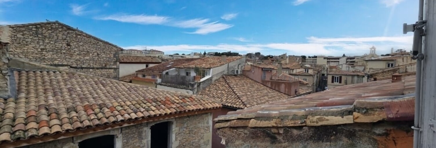 Immeuble  162 m² à vendre à Nîmes (30000)