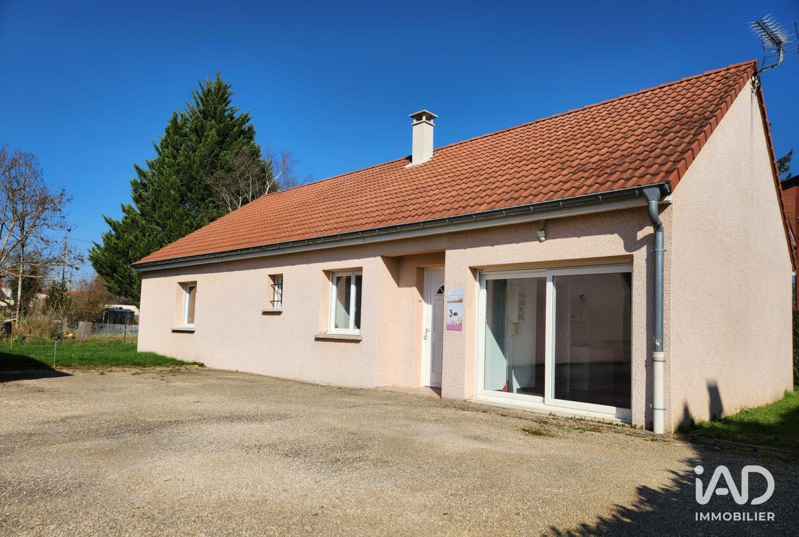Mirebeau-Sur-Beze - 105m² - 5p. - 3ch.
