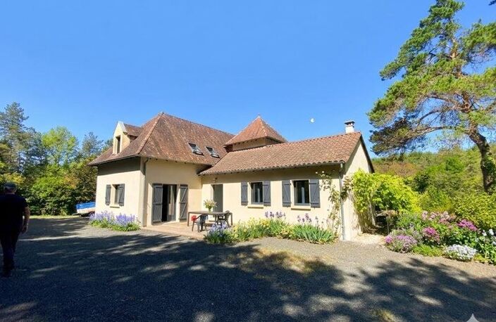 Villa de 6 pièces principales — photo 2