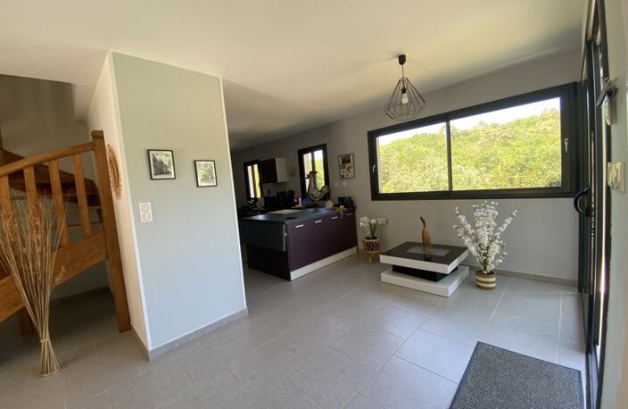 Villa de 6 pièces principales — photo 5
