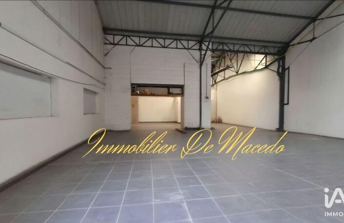 Vente Murs commerciaux 320 m&sup2; — photo 3