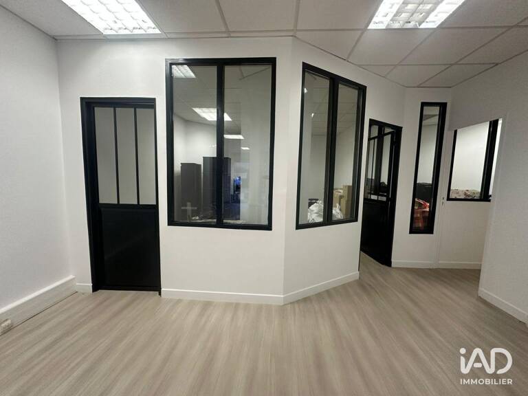 Vente Murs commerciaux 87 m&sup2; — photo 1