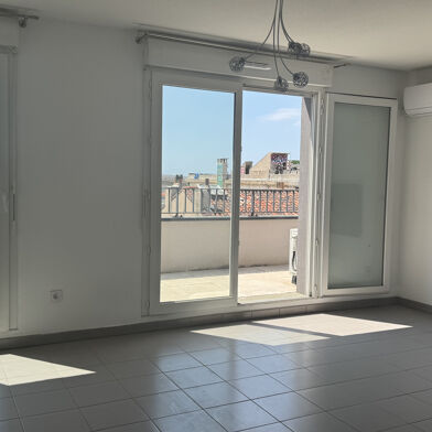 Appartement 2 pièces 843 €