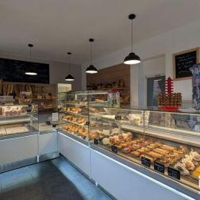 Commerce  149000 €