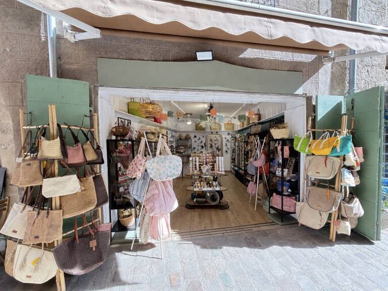 Local commercial — photo 1