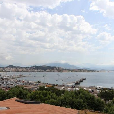 Appartement 3 pièces 1150 €