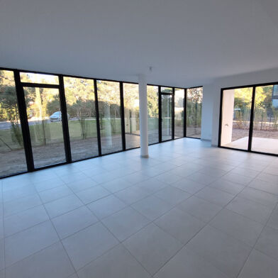 Appartement 3 pièces 1470 €