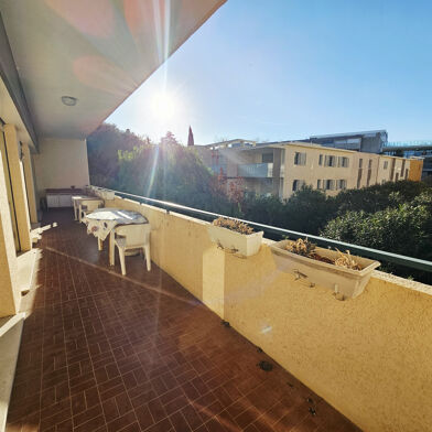 Appartement 6 pièces 499000 €