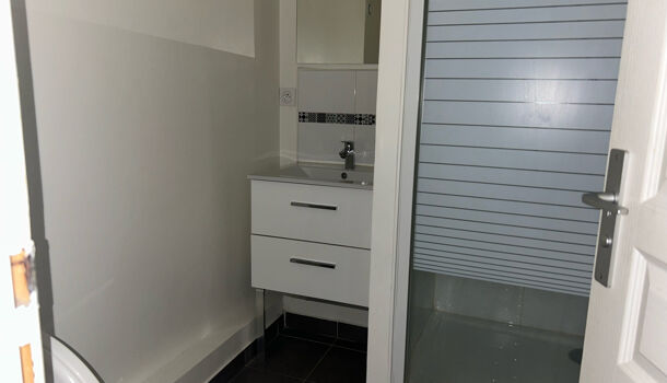 Appartement 1 pièces  à louer Marseille 6eme 13006